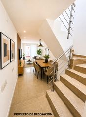Duplex in Sant Andreu de Palomar. Estudio dúplex junto a la plaza orfila