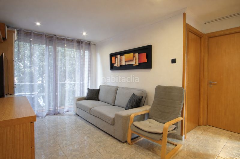 Foto af7f93f6-2d1f-4127-a3ac-662d501b5873. Etagenwohnung in Bon Pastor Barcelona