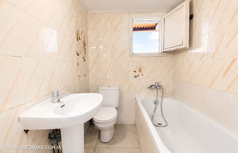 Foto c02df0e8-048f-4191-ac71-4b149ffaaaf3. Àtic a Sant Andreu de Palomar Barcelona