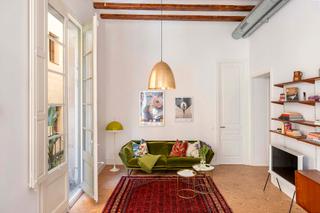 Appartement  Passeig del born. Modern charm, in the heart of el born