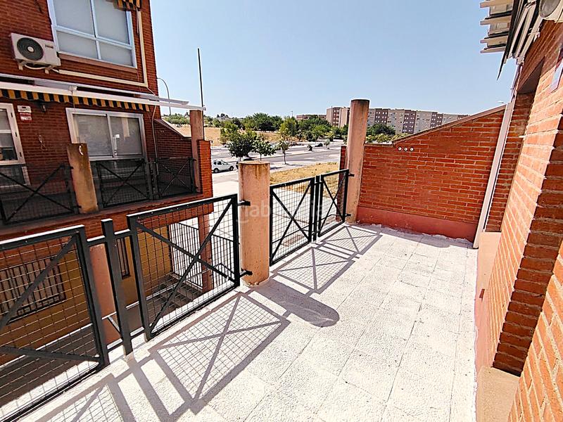 Foto 70c5bca5-8a39-490b-af59-c89fc04ee115. Chalet en Santa María de Benquerencia Toledo