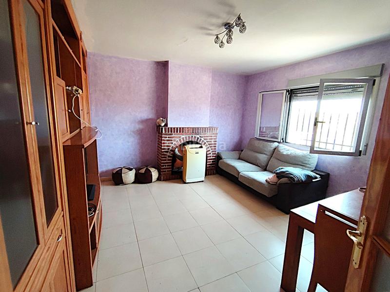 Foto 46a15d66-f69a-4838-88c2-454c77933d9f. Chalet avec cheminée chauffage dans Casar de Escalona (El)