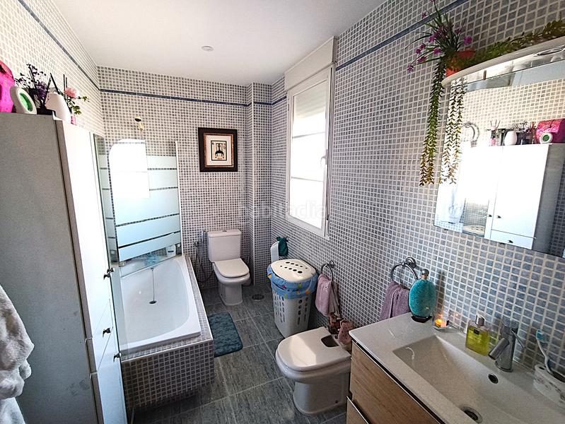 Foto 580a058b-5913-4d69-91a5-6146b59da214. Xalet amb xemeneia calefacció aparcament piscina a Aranjuez