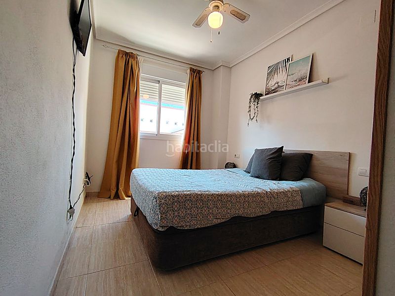 Foto c7576274-fff4-4587-9d21-b52e5ebf4c20. Piso en avenida central 40 en Costa Caribe Oropesa del Mar