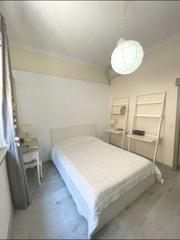 Apartament a San Gil. Encanto sevillano con patio privativo en pleno casco antiguo  re