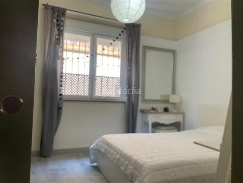 Foto 8bf3fc8b-2bd9-466c-8fa6-0bb90c0e6a38. Apartamento encanto no con patio privativo en pleno casco antiguo reformado y listo para entrar a vivir en Sevilla