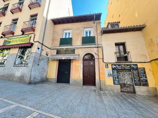 Local Comercial  Calle de la ribera de curtidores. **donpiso orcasitas vende **