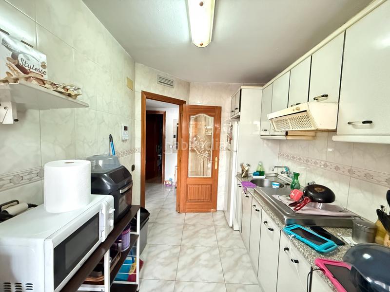 Foto 61e1fc3b-b8a4-473e-89cb-ebca7c9a5867. Etagenwohnung in Orcasur-12 de Octubre Madrid