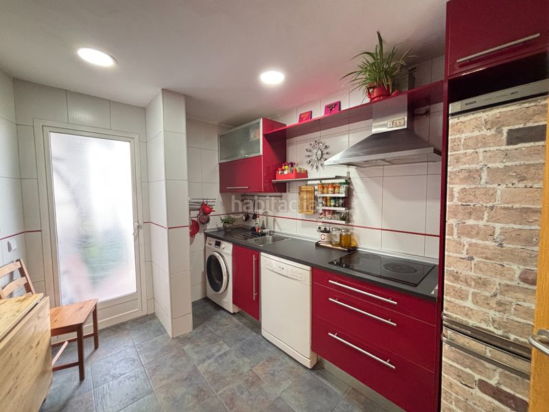 Foto 0a29f5f6-7976-4115-ac3c-3ba7edbd1173. Attique avec chauffage dans Villaverde Alto Madrid