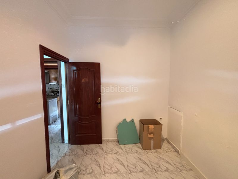 Foto e08cc3f9-1818-49c3-aa98-625c9eb4f4ca. Piso en Almendrales Madrid
