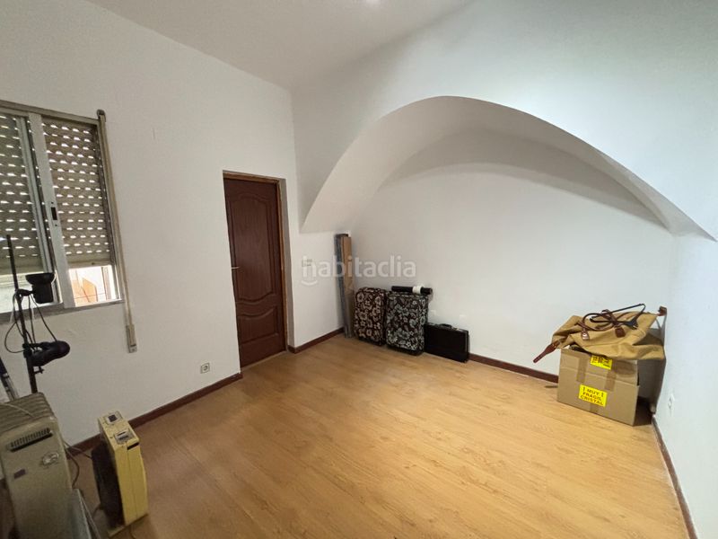 Foto fc81b56a-e47d-4966-94bb-c6bf5892b752. Piso en Almendrales Madrid