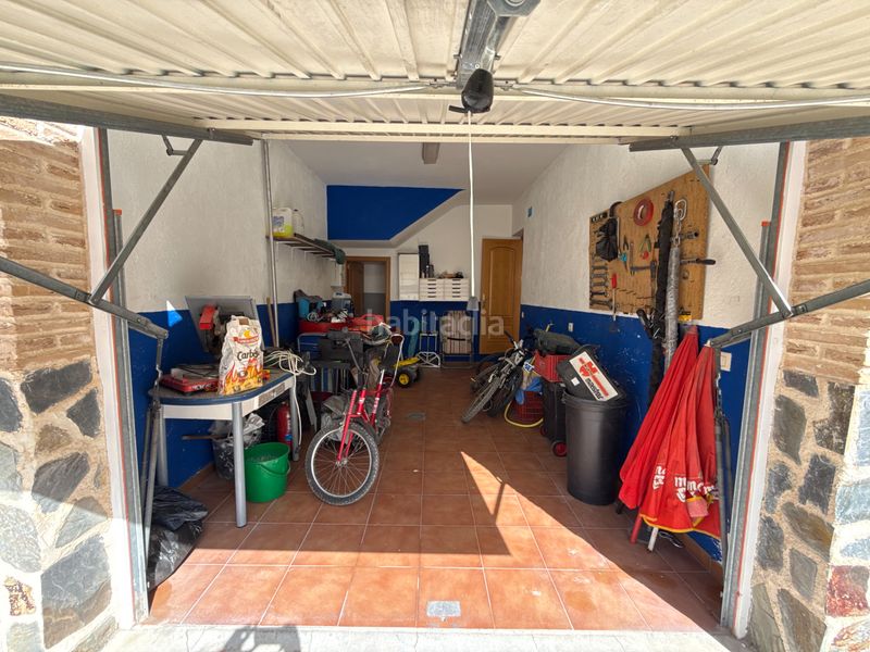 Foto d7746467-b3f2-4b84-a6cb-d4d7f3eecc81. Xalet amb aparcament a Dosbarrios