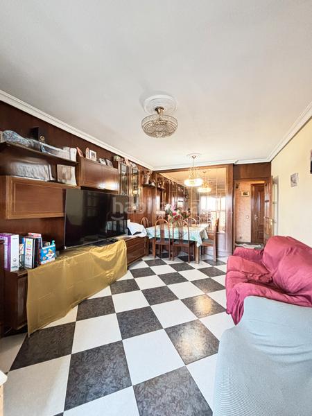 Foto e966a950-902c-4d92-beab-aabd79a9ddd2. Appartamento con riscaldamento in Orcasitas Madrid