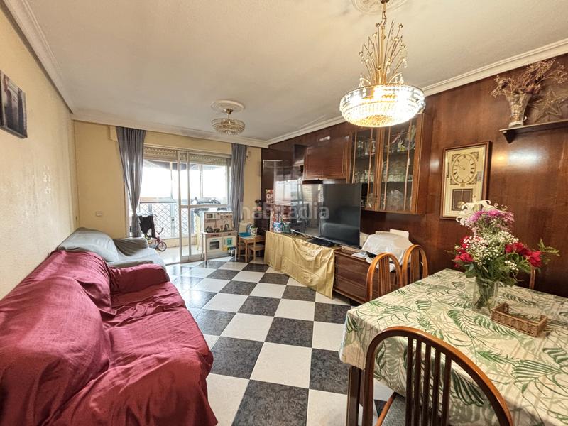 Foto 2087cc63-2eea-48f7-82f4-d8831293d00f. Appartement avec chauffage dans Orcasitas Madrid