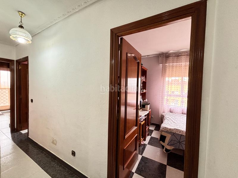 Foto a60a9db1-7ce1-470d-9ac8-0388befa10e8. Flat with heating in Orcasitas Madrid