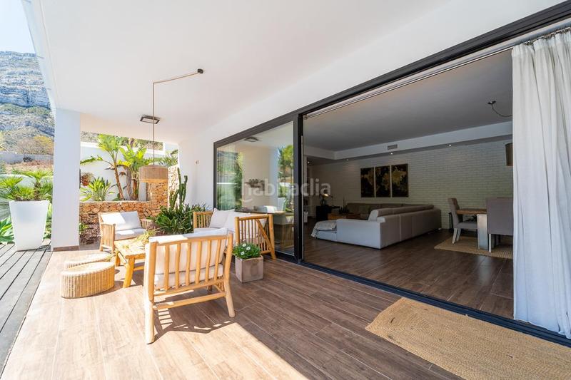 Foto 30377aa5-bfae-480b-a8c4-1eed0a4a2e97. Chalet con camino parcheggio piscina in El Montgó Dénia