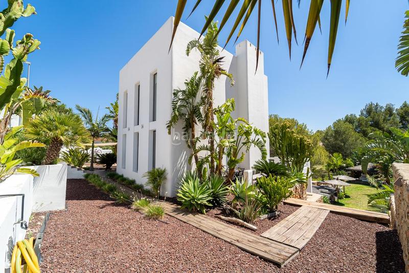 Foto 8c1ccf3b-2a5b-4a43-bad3-50c05b364311. Chalet con camino parcheggio piscina in El Montgó Dénia