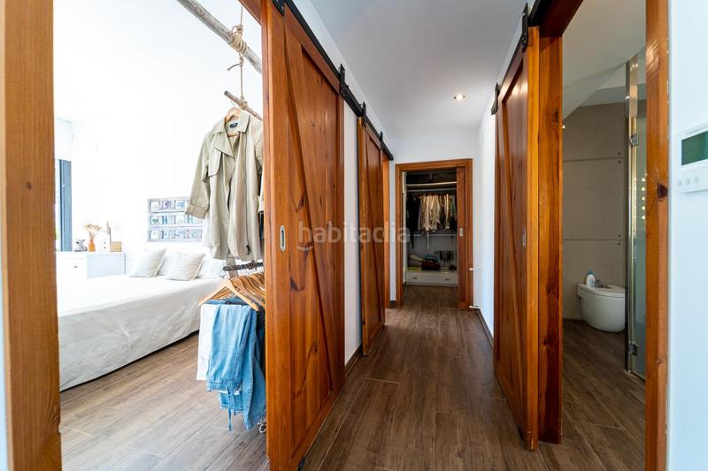 Foto a8cfba15-468b-4e3b-8b6f-7abb799bb05c. Chalet con camino parcheggio piscina in El Montgó Dénia