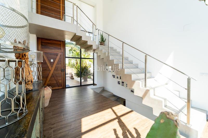 Foto e71c023f-d5a5-4088-9280-187dc496213b. Chalet con camino parcheggio piscina in El Montgó Dénia