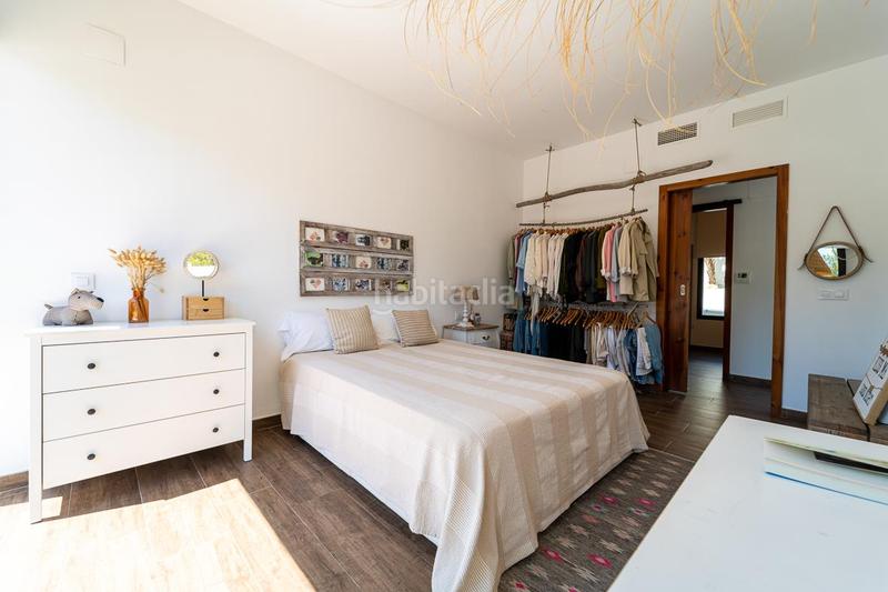 Foto efa8c536-699a-406a-8a2a-6afa96d04dc6. Chalet con camino parcheggio piscina in El Montgó Dénia