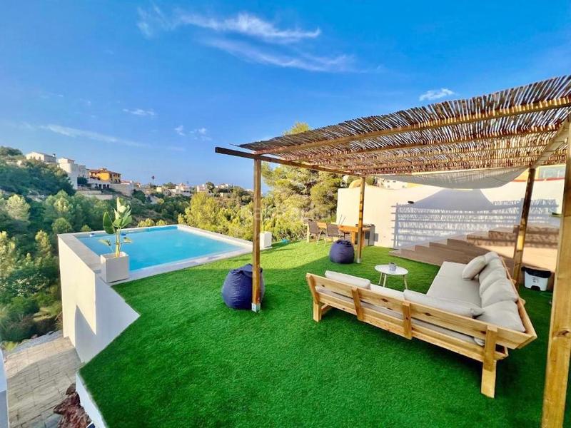 Foto f27b1ad1-2090-4990-9f76-a1bb2aa06602. Chalet con piscina in La Pedrera-Vessanes Dénia