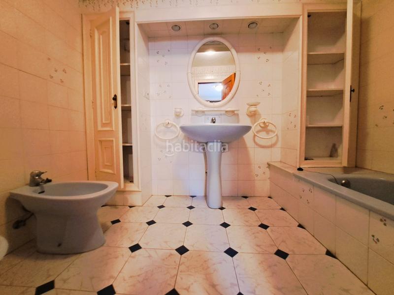 Foto 2451bf03-734d-42e8-bb58-53b41533e6bb. Xalet amb xemeneia calefacció aparcament piscina a Dénia