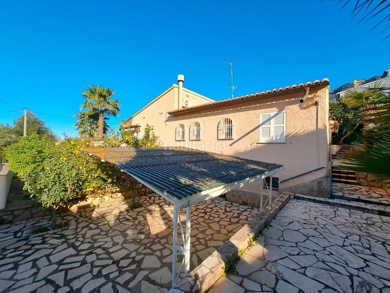 Foto 78c30161-bf44-4a3d-88eb-9110c77457a2. Xalet amb xemeneia calefacció aparcament piscina a Dénia