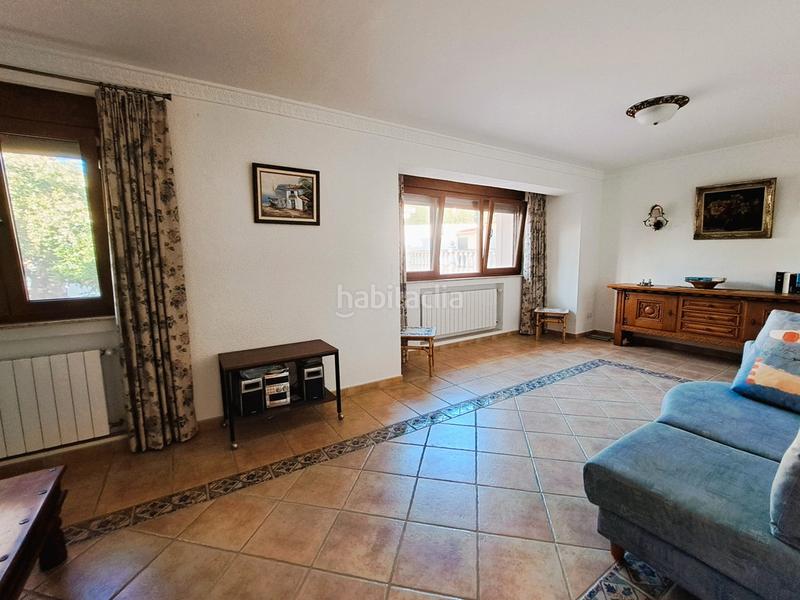 Foto 8d5ab18f-d0c7-4e14-99f3-ab6b9f7686de. Xalet amb xemeneia calefacció aparcament piscina a Dénia