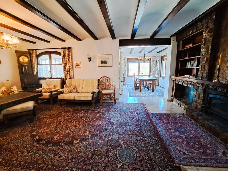 Foto 9f02b071-5ecc-408e-9d3f-788ae2c993cd. Xalet amb xemeneia calefacció aparcament piscina a Dénia