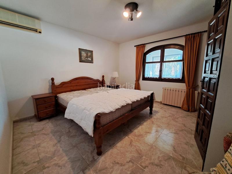 Foto e1138d5f-ecee-405c-bd80-3a249ea2f95c. Xalet amb xemeneia calefacció aparcament piscina a Dénia