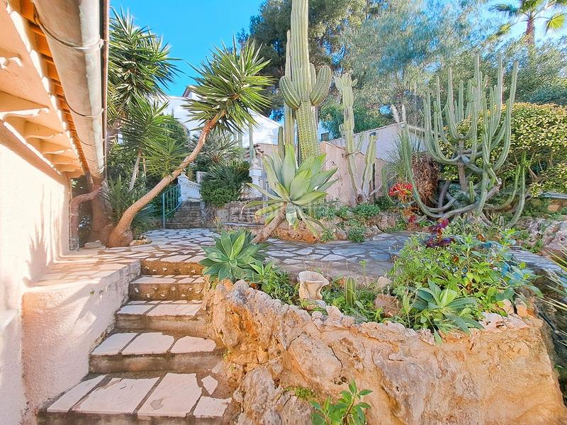 Foto fde2bd93-510b-46d7-b3f6-9adbb629ecb8. Xalet amb xemeneia calefacció aparcament piscina a Dénia