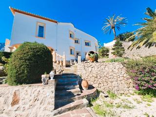 Xalet  Calle flor de llimera. Sensacional villa con vistas al mar y una gran zona de piscina