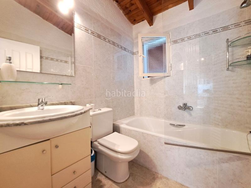 Foto 693e69af-3b9d-4d5d-b22b-a05989d08016. Xalet amb xemeneia calefacció aparcament piscina a Dénia