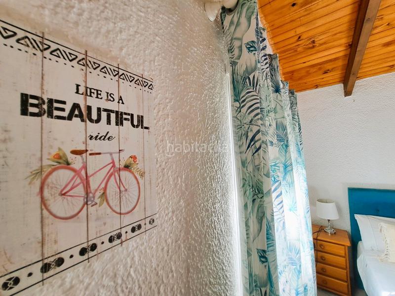 Foto 97900bc8-6292-4384-b62d-0bac78692e9a. Xalet amb xemeneia calefacció aparcament piscina a Dénia