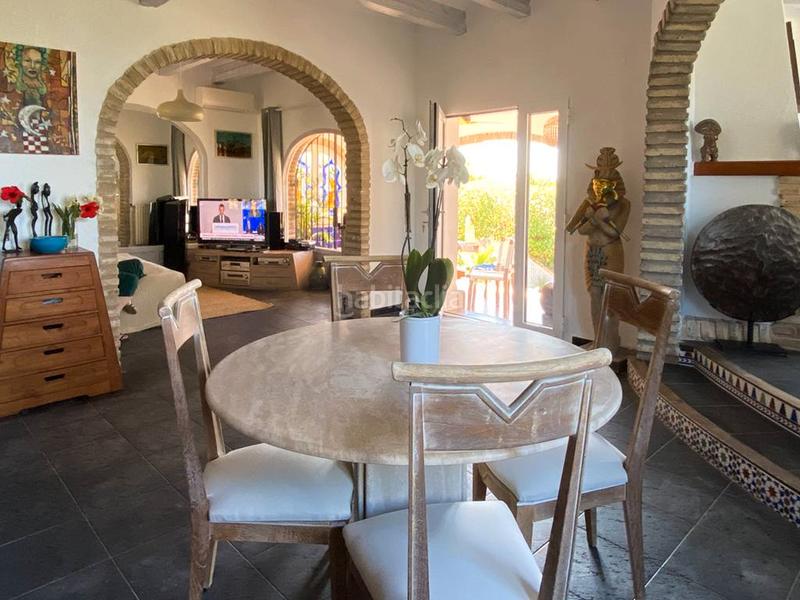Foto 009498ba-c67b-468b-b454-d3f966d7210f. Chalet villa con vistas de ensueño, bien reformada y con diferentes ambientes en Dénia