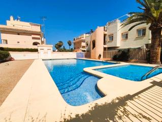 Apartament  Carretera de les marines a dénia. Apartamento cerca del mar, con gran terraza y buena orientación