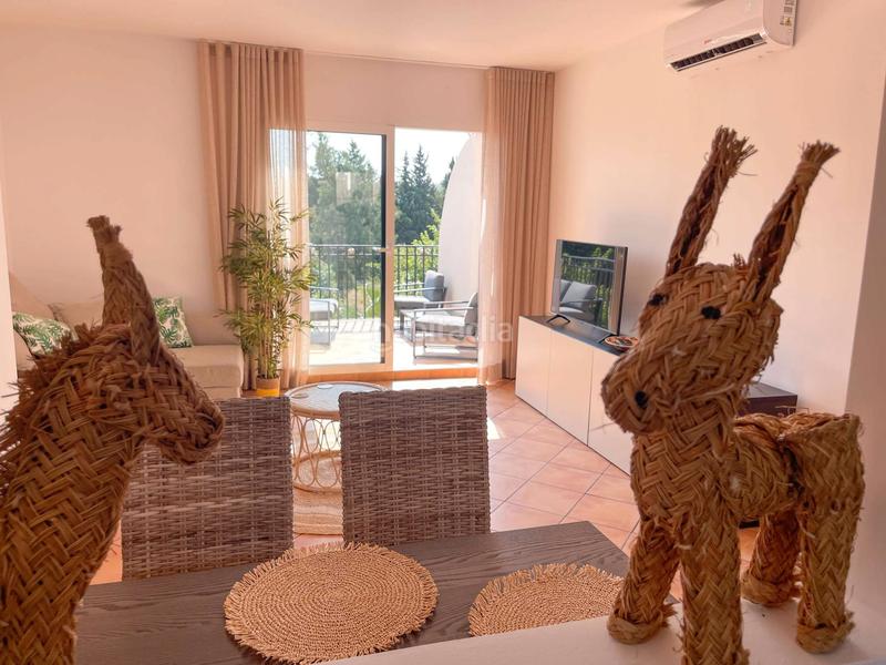 Foto 877e6d9d-ca80-45b6-9e44-1b7c4fe63841. Piccolo appartamento con parcheggio piscina in El Montgó Dénia