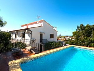Chalet  Cam de les alquerias. Con vistas panormicas y 5 minutos del centro de dnia