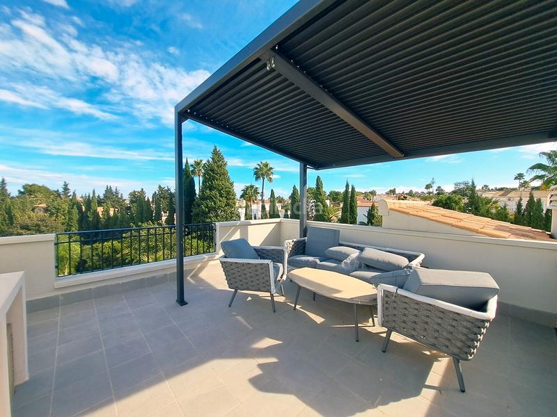 Foto c212d9c6-1cba-49dc-a07a-2c8ec2b24af3. Dachwohnung mit heizung parking pool in El Montgó Dénia