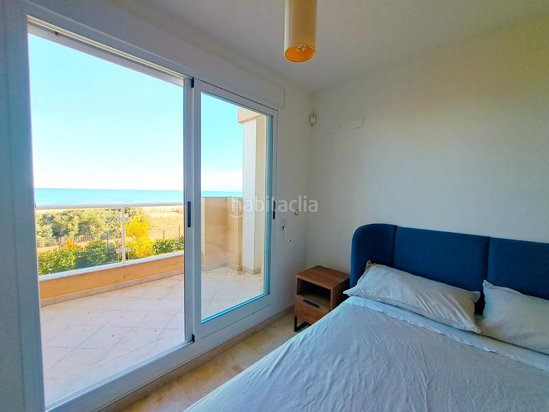 Foto b95f734e-19df-4dcb-87b0-6c0793f8e5ba. Apartamento vistas frontales al mar y acceso directo a la playa, luminoso y confortable en Dénia