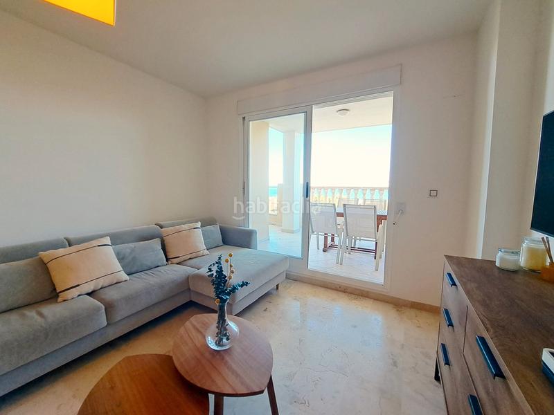 Foto c31c1ba3-b818-4268-81e9-dba4b1d13680. Apartamento vistas frontales al mar y acceso directo a la playa, luminoso y confortable en Dénia