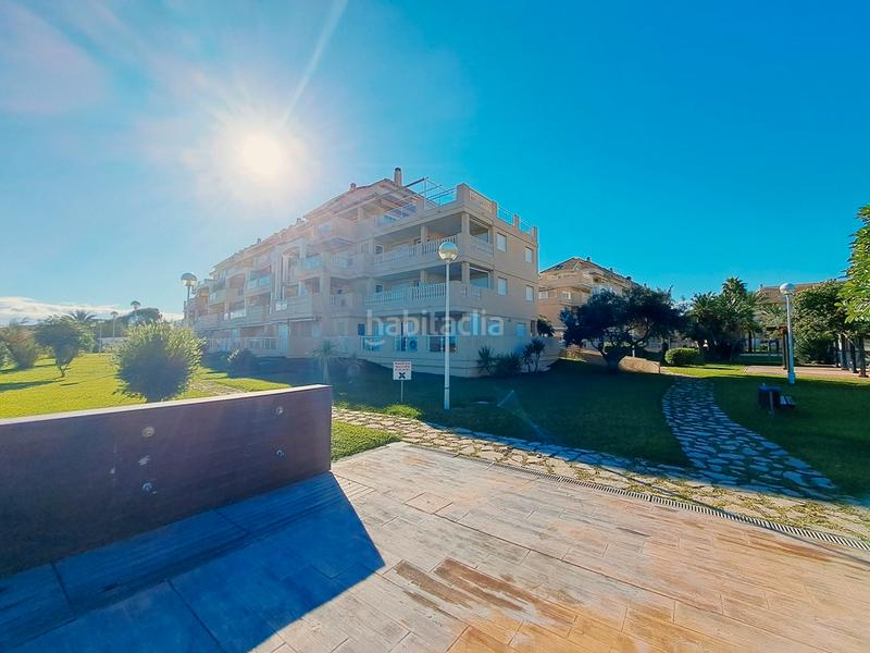 Foto eb220d45-02f2-47e4-a56a-47296ee14a1e. Apartamento vistas frontales al mar y acceso directo a la playa, luminoso y confortable en Dénia