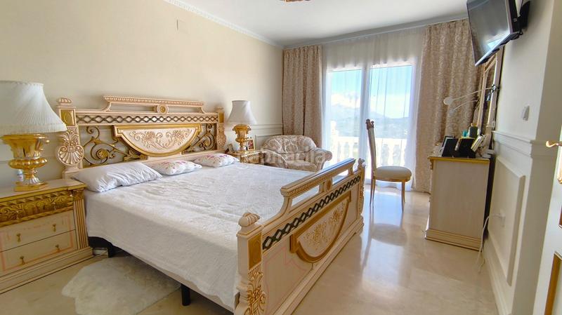 Foto 6d0f3ad7-47c2-4224-8b3d-f4b731f0ff14. Xalet amb xemeneia aparcament piscina a La Xara-La Sella Dénia