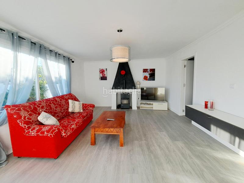 Foto 4bfc07ac-8d0a-430a-bb98-b7417e9f9315. Chalet with fireplace in Les Bassetes - El Marjal Dénia