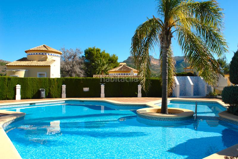 Foto 85dbda17-c6de-4acd-9720-0aff1e27b711. Chalet with fireplace heating parking pool in La Xara-La Sella Dénia