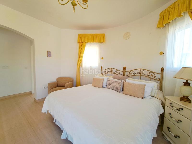 Foto 7ad30388-0eb3-4b09-a1aa-27aa356ae51e. Xalet amb xemeneia calefacció aparcament piscina a Xàbia