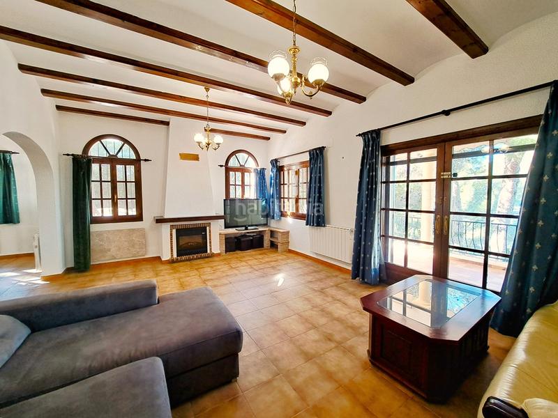 Foto 879b4780-1385-45a4-b1a2-4ff47f23ebb3. Chalet with fireplace heating parking pool in La Xara-La Sella Dénia