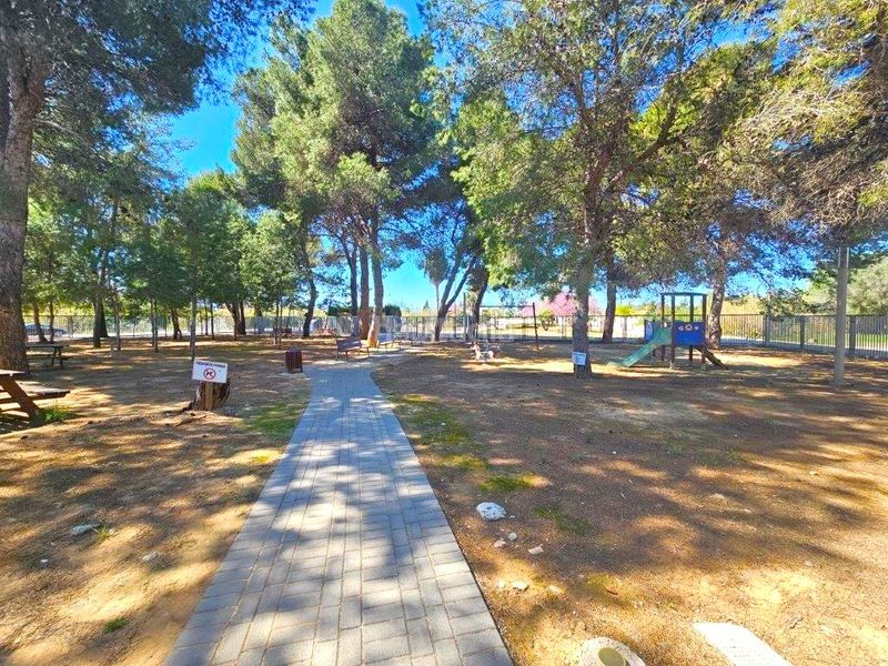 Foto 71f13df4-8dda-46e9-bdd8-e65d773fc455. Apartament amb aparcament piscina a Devessa - Monte Pego Dénia