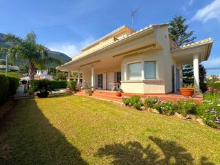 Xalet  Cam� coll de pous. Calidad de vida, privacidad y espacio a un paso de todo