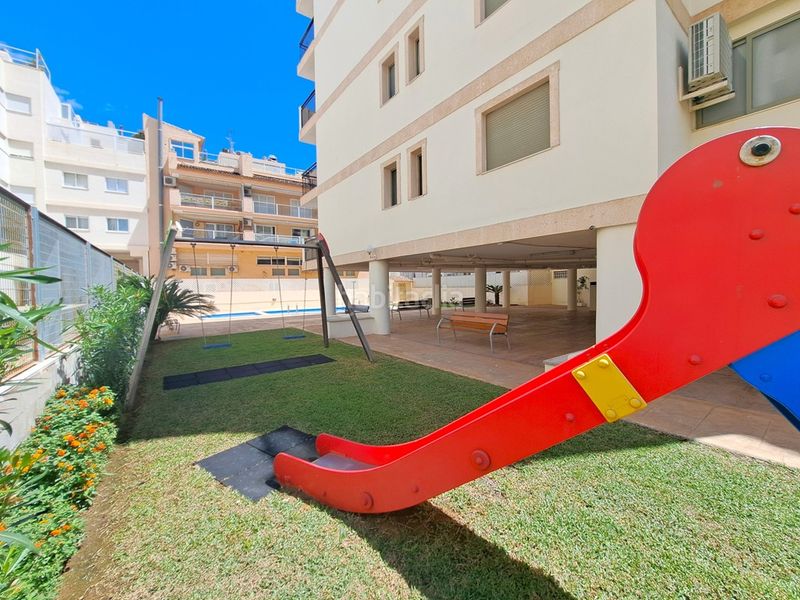 Foto 58469629-38bd-47fa-9ae2-8eff2f2b0b14. Apartament amb calefacció aparcament piscina a Centro Urbano Dénia